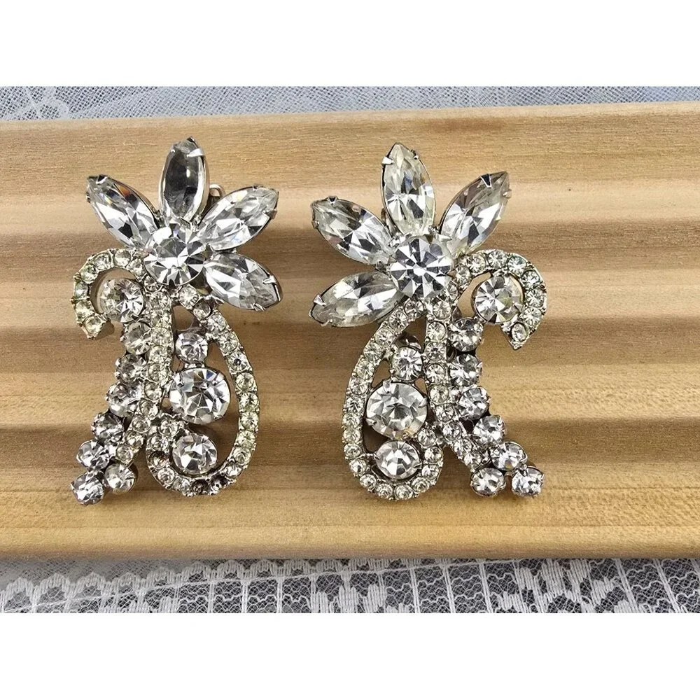 Vintage Juliana D&E Rhinestone 2" Clip-On Earrings Floral Design Statement READ - Picture 1 of 10